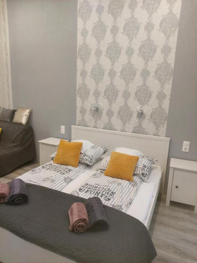 Pompar Belvarosi Apartman Seghedin Exterior foto