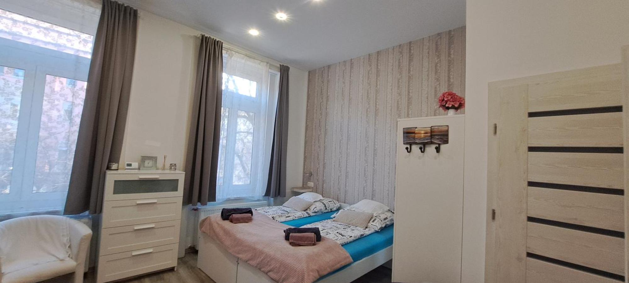Pompar Belvarosi Apartman Seghedin Exterior foto